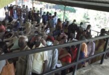 மத்திய மாகாண சுகாதார பணியாளர்கள் போராட்டம்!