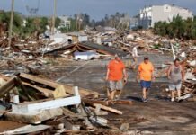 அமெரிக்காவில் சூறாவளி: 100க்கும் மேற்பட்டோர் உயிரிழப்பு!