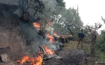 இராணுவ ஹெலிகாப்டர் விபத்து: முப்படைகளின் தலைமை தளபதி, மனைவி உட்பட 13 பேர் பலி!